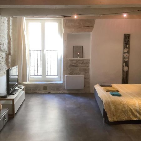 L'Etoile Apartment Ним Екстериор снимка